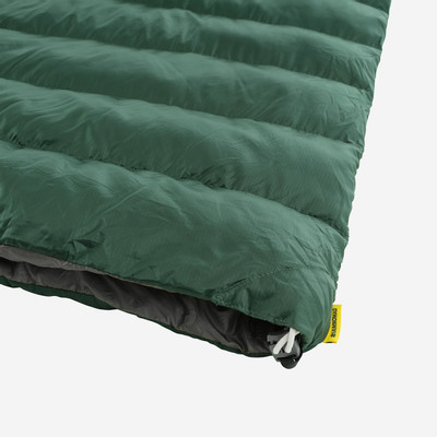 Green sleeping bag 2025