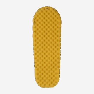 NOMAD AirTec Comfort Pro RW slaapmat in burned gold met honingraatstructuur en afgeronde hoeken