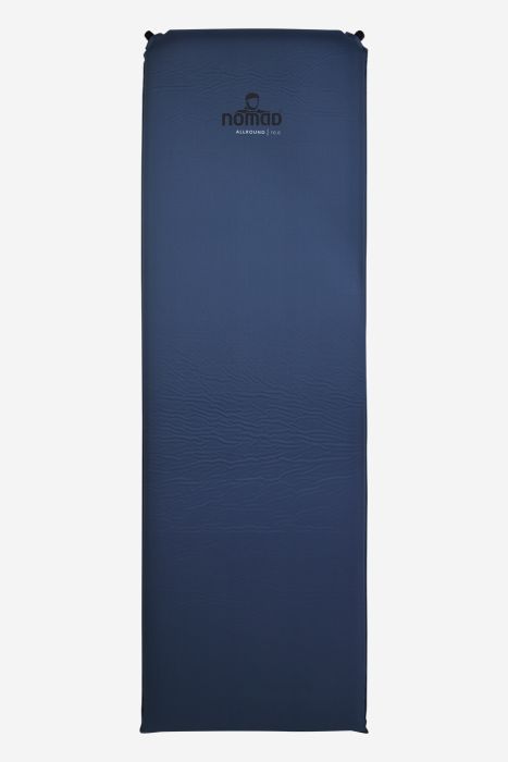 NOMAD Allround 10.0 self-inflating slaapmat in donker denimblauw met logo aan de bovenzijde